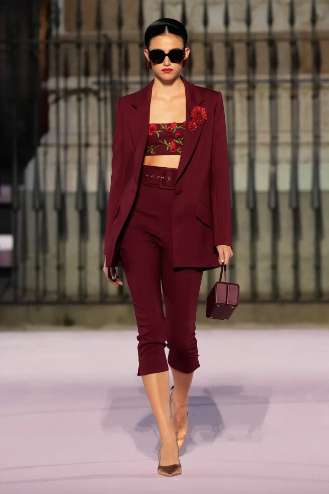 00023-carolina-herrera-spring-2026-ready-to-wear-credit-gorunway