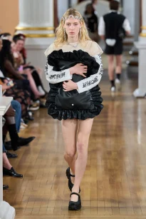 00023-simone-rocha-spring-2026-ready-to-wear-credit-gorunway