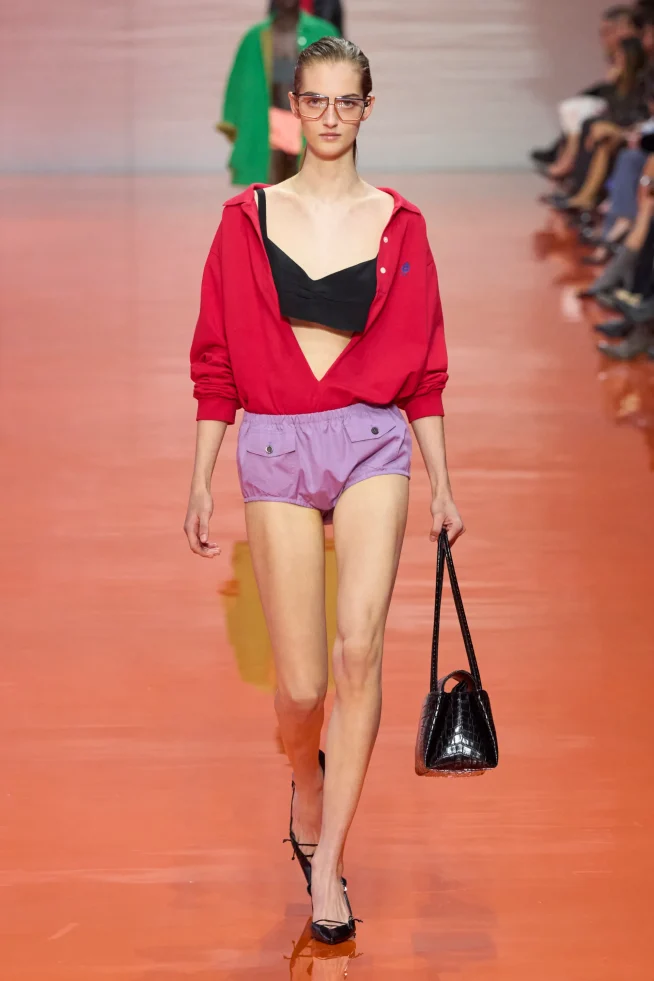 00026-prada-spring-2026-ready-to-wear-credit-gorunway