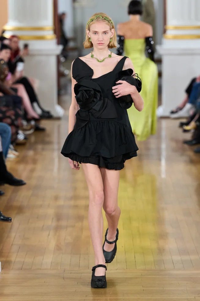 00028-simone-rocha-spring-2026-ready-to-wear-credit-gorunway