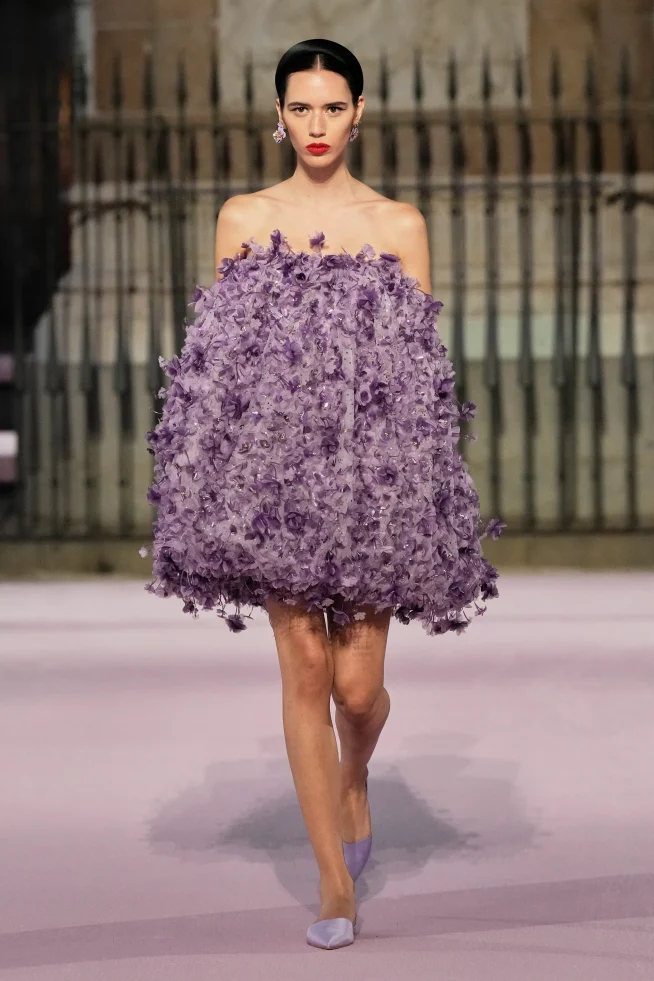 00032-carolina-herrera-spring-2026-ready-to-wear-credit-gorunway