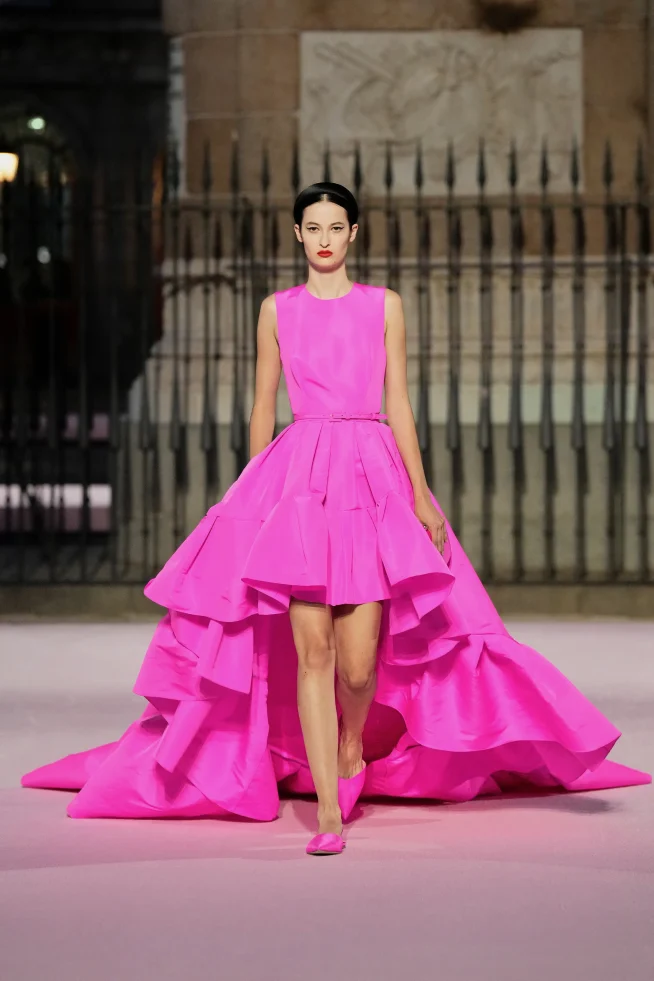 00035-carolina-herrera-spring-2026-ready-to-wear-credit-gorunway