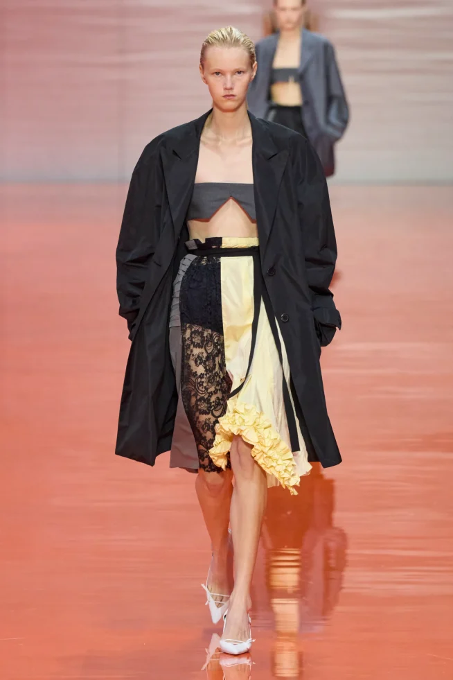 00037-prada-spring-2026-ready-to-wear-credit-gorunway