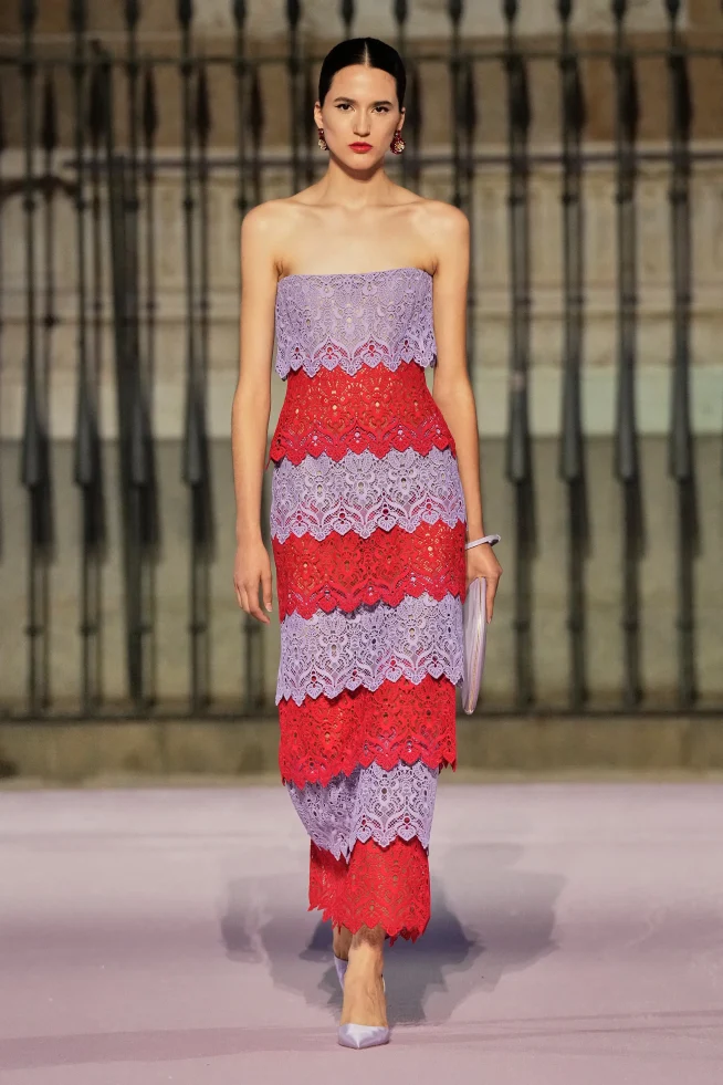 00038-carolina-herrera-spring-2026-ready-to-wear-credit-gorunway