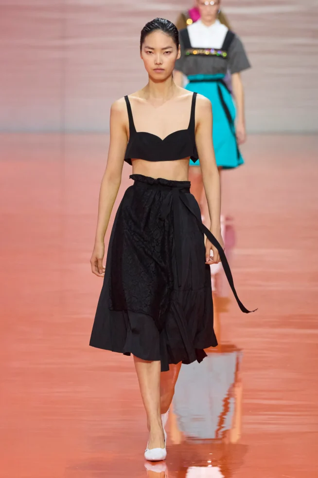 00039-prada-spring-2026-ready-to-wear-credit-gorunway