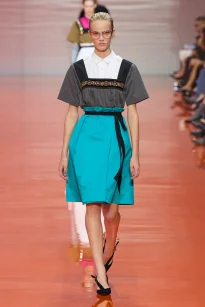 00040-prada-spring-2026-ready-to-wear-credit-gorunway