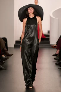 00040-ralph-lauren-spring-2026-ready-to-wear-credit-gorunway
