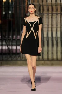 00049-carolina-herrera-spring-2026-ready-to-wear-credit-gorunway