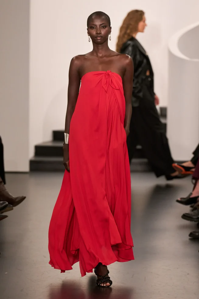 00050-ralph-lauren-spring-2026-ready-to-wear-credit-gorunway