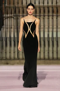 00051-carolina-herrera-spring-2026-ready-to-wear-credit-gorunway