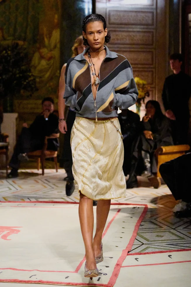 00051-versace-spring-2026-ready-to-wear-credit-brand