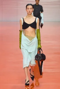 00052-prada-spring-2026-ready-to-wear-credit-gorunway