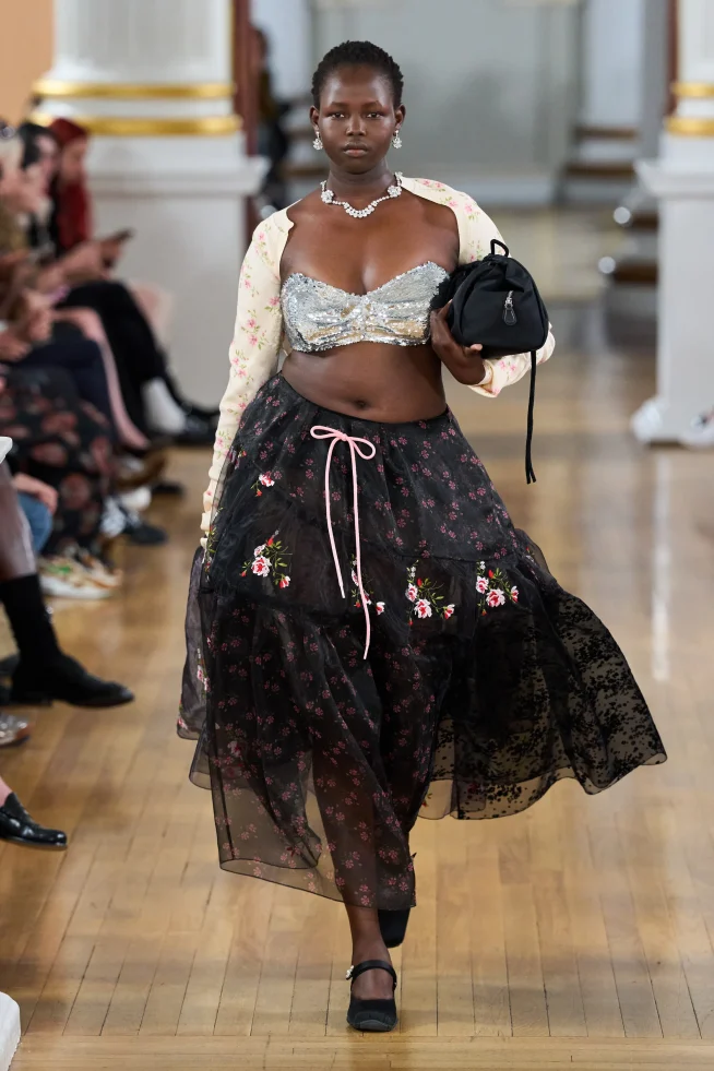 00052-simone-rocha-spring-2026-ready-to-wear-credit-gorunway