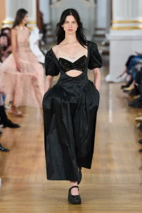 00053-simone-rocha-spring-2026-ready-to-wear-credit-gorunway