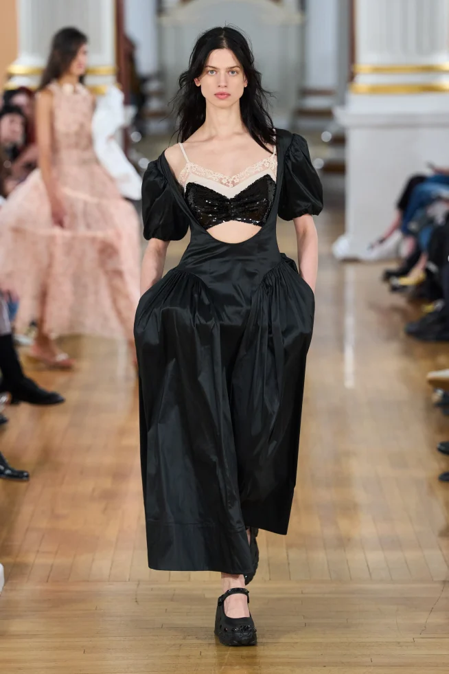00053-simone-rocha-spring-2026-ready-to-wear-credit-gorunway