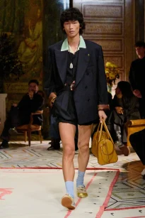 00056-versace-spring-2026-ready-to-wear-credit-brand