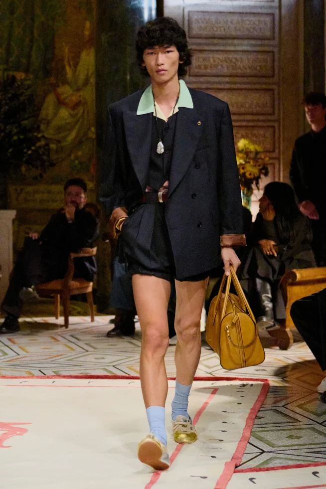 00056-versace-spring-2026-ready-to-wear-credit-brand