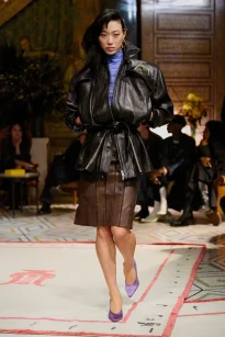 00059-versace-spring-2026-ready-to-wear-credit-brand