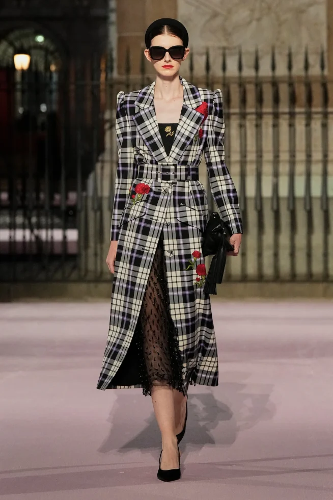 00065-carolina-herrera-spring-2026-ready-to-wear-credit-gorunway