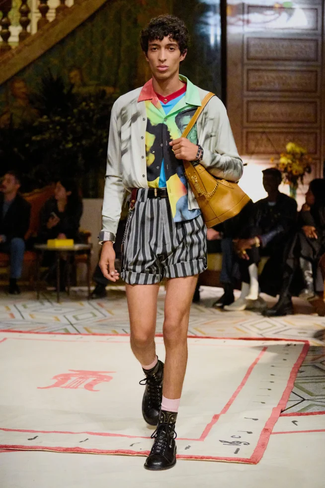 00065-versace-spring-2026-ready-to-wear-credit-brand