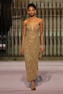 00075-carolina-herrera-spring-2026-ready-to-wear-credit-gorunway