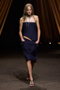 00001-mcqueen-spring-2026-ready-to-wear-credit-gorunway