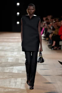 00002-balenciaga-spring-2026-ready-to-wear-credit-gorunway
