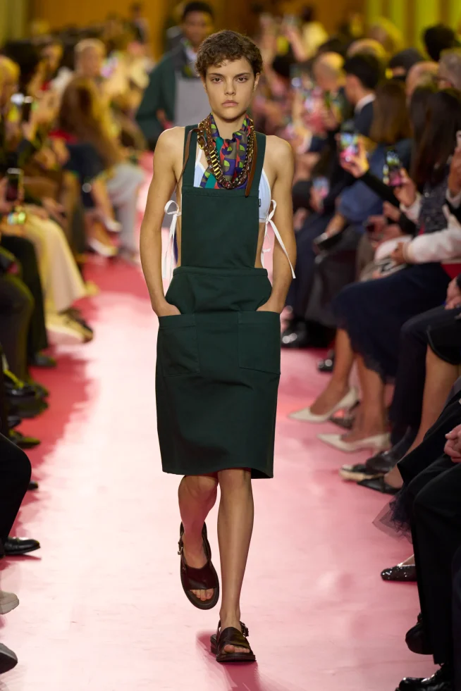 00002-miu-miu-spring-2026-ready-to-wear-credit-gorunway