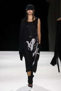00002-yohji-yamamoto-spring-2026-ready-to-wear-credit-gorunway
