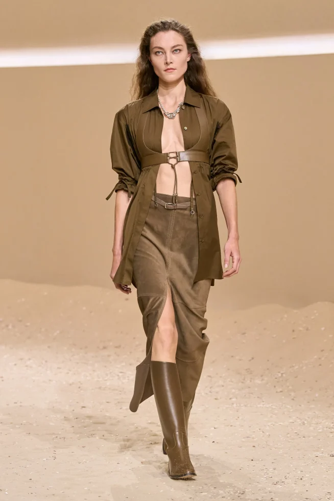 00004-hermes-spring-2026-ready-to-wear-credit-gorunway