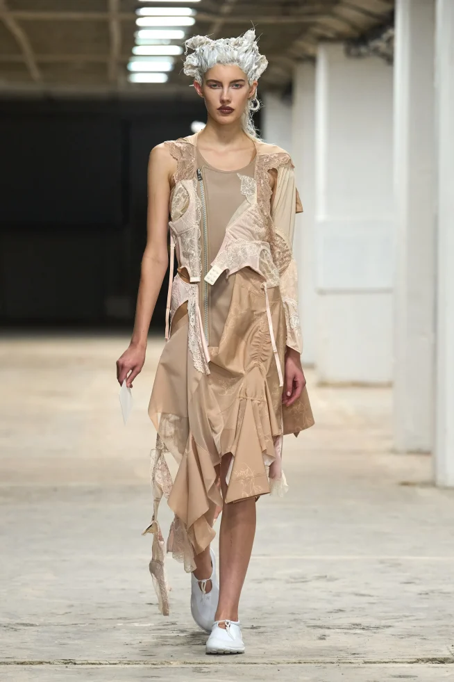 00006-junya-watanabe-spring-2026-ready-to-wear-credit-gorunway