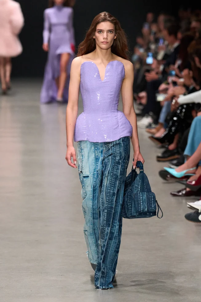 00006-stella-mccartney-spring-2026-ready-to-wear-credit-gorunway