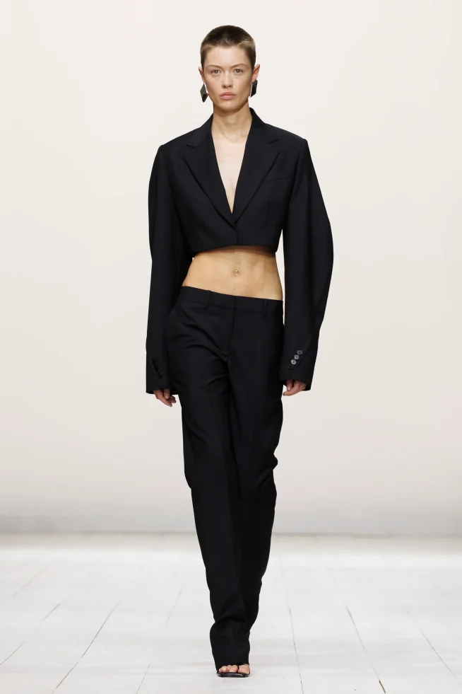 00007-givenchy-spring-2026-ready-to-wear-credit-brand