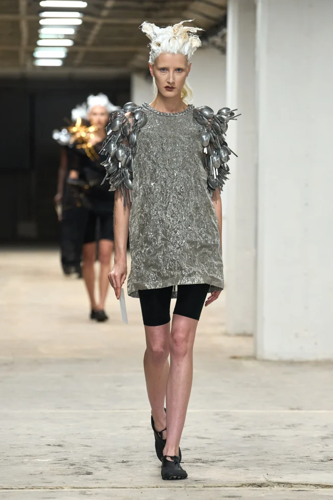 00007-junya-watanabe-spring-2026-ready-to-wear-credit-gorunway