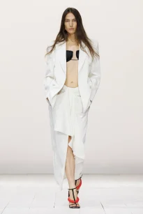 00008-givenchy-spring-2026-ready-to-wear-credit-brand
