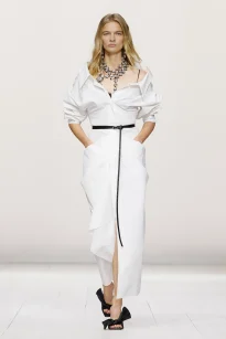 00009-givenchy-spring-2026-ready-to-wear-credit-brand