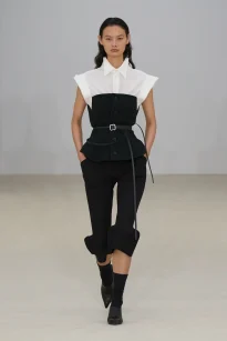 00012-issey-miyake-spring-2026-ready-to-wear-credit-gorunway