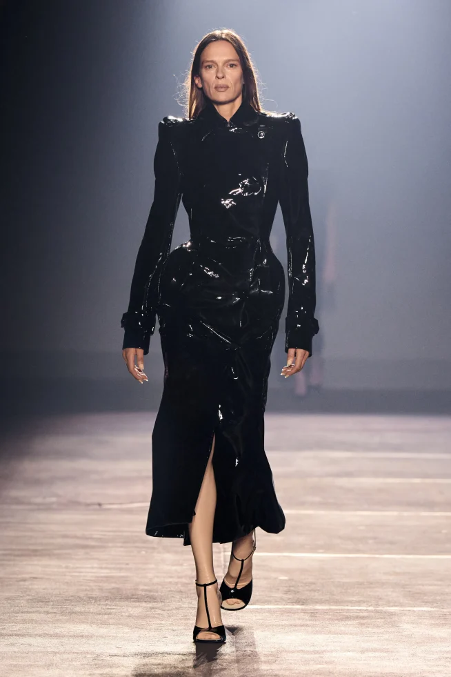 00012-mugler-spring-2026-ready-to-wear-credit-gorunway