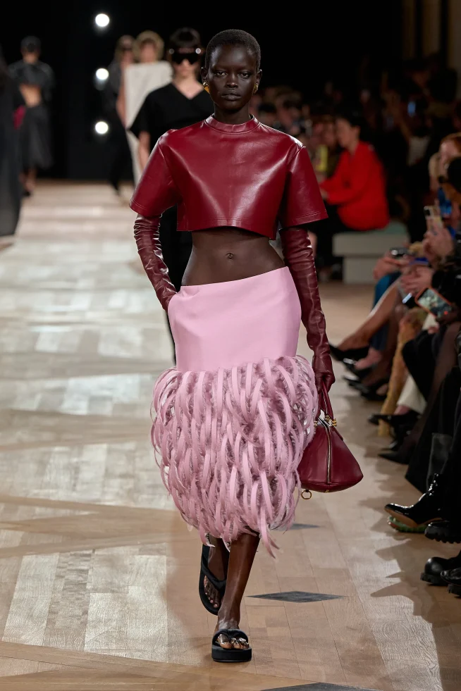 00013-balenciaga-spring-2026-ready-to-wear-credit-gorunway