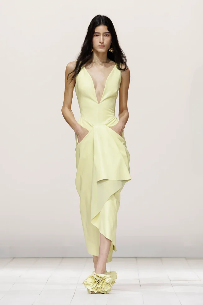 00014-givenchy-spring-2026-ready-to-wear-credit-brand