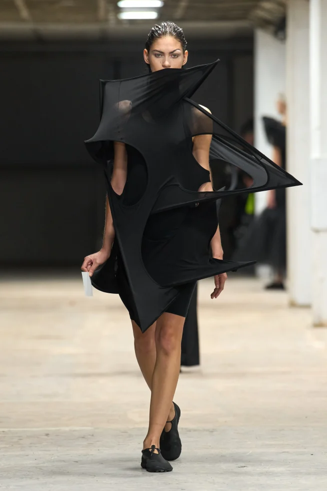 00014-junya-watanabe-spring-2026-ready-to-wear-credit-gorunway
