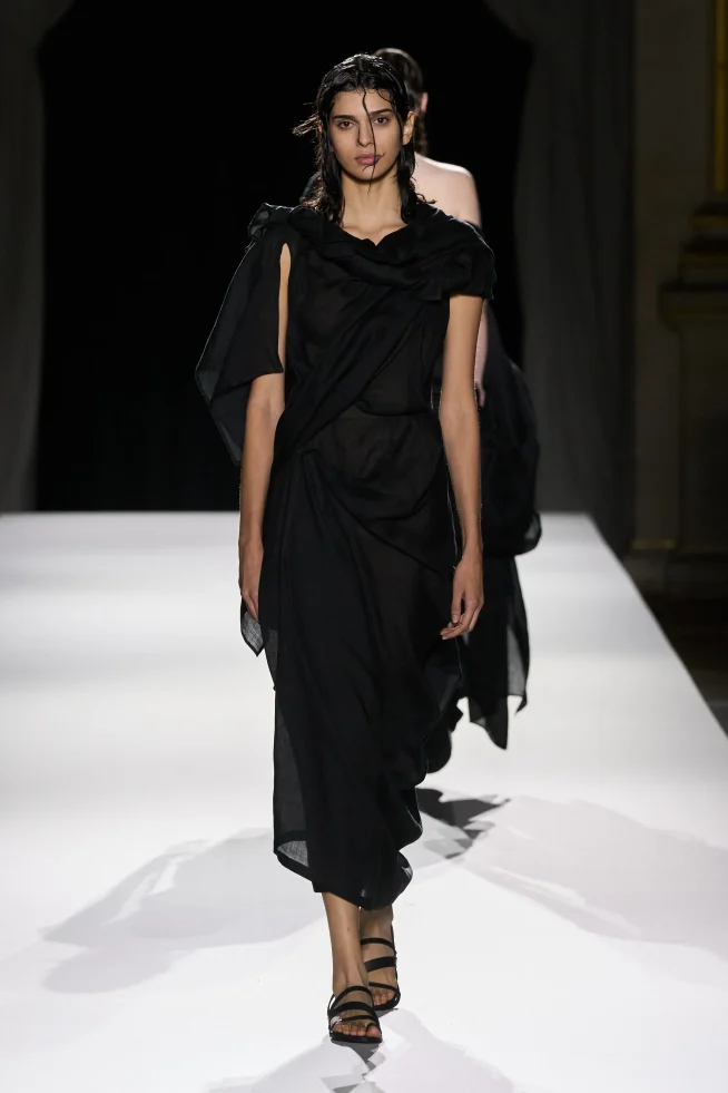 00014-yohji-yamamoto-spring-2026-ready-to-wear-credit-gorunway