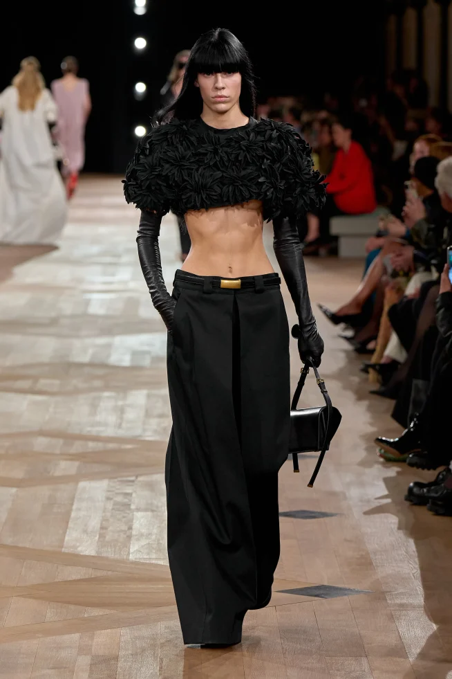 00015-balenciaga-spring-2026-ready-to-wear-credit-gorunway
