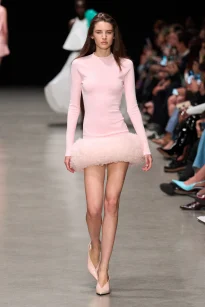 00015-stella-mccartney-spring-2026-ready-to-wear-credit-gorunway