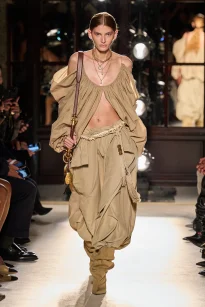 00016-balmain-spring-2026-ready-to-wear-credit-gorunway