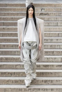 00016-rick-owens-spring-2026-ready-to-wear-credit-brand