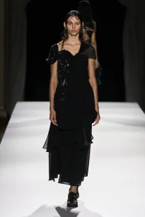 00016-yohji-yamamoto-spring-2026-ready-to-wear-credit-gorunway