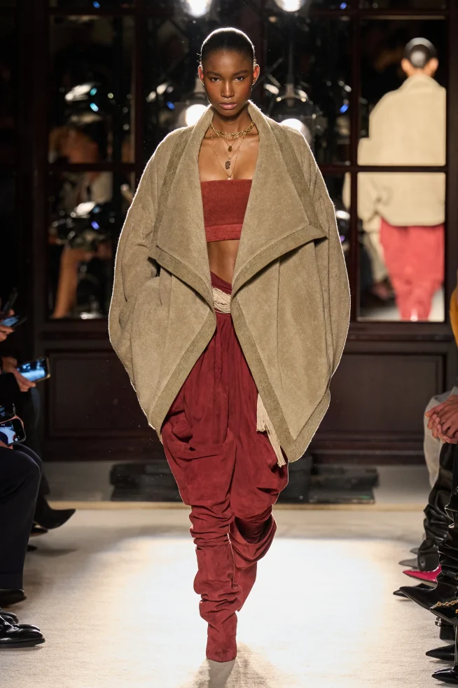00017-balmain-spring-2026-ready-to-wear-credit-gorunway
