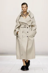 00017-givenchy-spring-2026-ready-to-wear-credit-brand