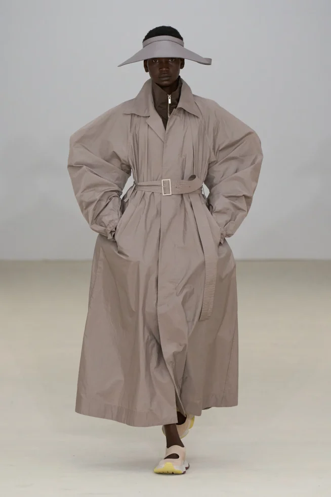 00017-issey-miyake-spring-2026-ready-to-wear-credit-gorunway